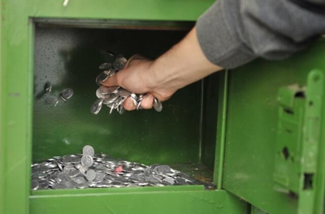 Už pinigų švaistymą turėtų atsakyti ir politikai, teisėjai ir valstybės pareigūnai