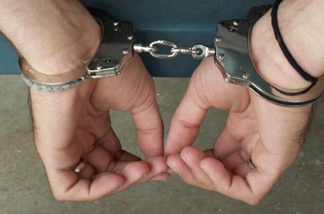 Vyras kvietėsi policiją iš kalėjimo