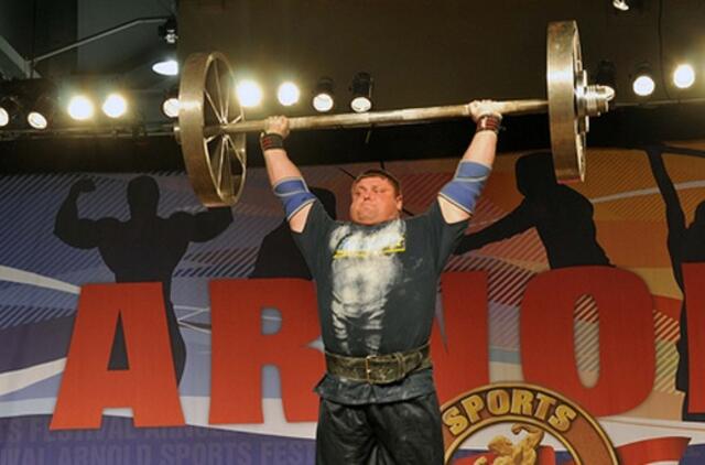 Žydrūnas Savickas "Arnold's Strongman" turnyre liko trečias