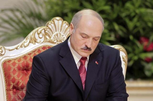 Aleksandras Lukašenka: Vakarai stengiasi Baltarusijai užnerti virvę ant kaklo