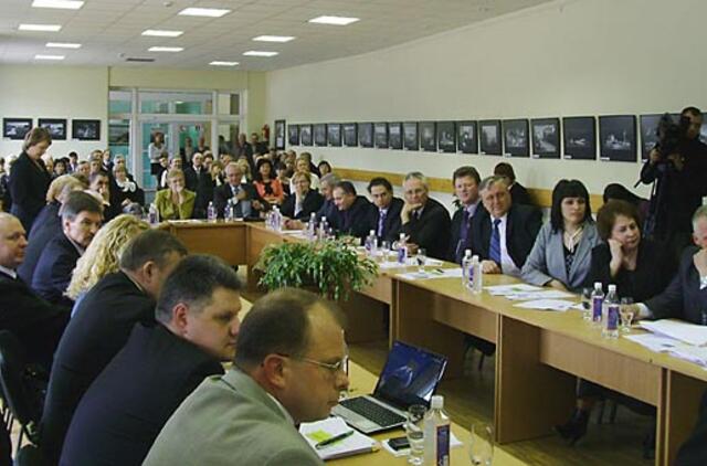 Bobturgis nuvilnijo per visą šalį