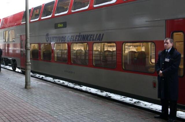 Įstatymo pataisa leis keleiviams įsigyti alkoholinių gėrimų vagonuose restoranuose