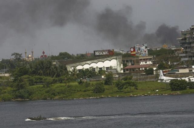 Prancūzų karinės pajėgos perėmė Abidžano oro uosto valdymą