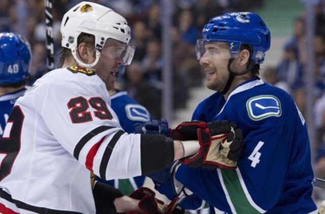 Sužaistos pirmosios NHL atkrentamosios varžybos