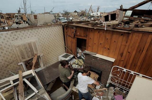 JAV siautėjusių tornadų nuostoliai vertinami milijardais dolerių