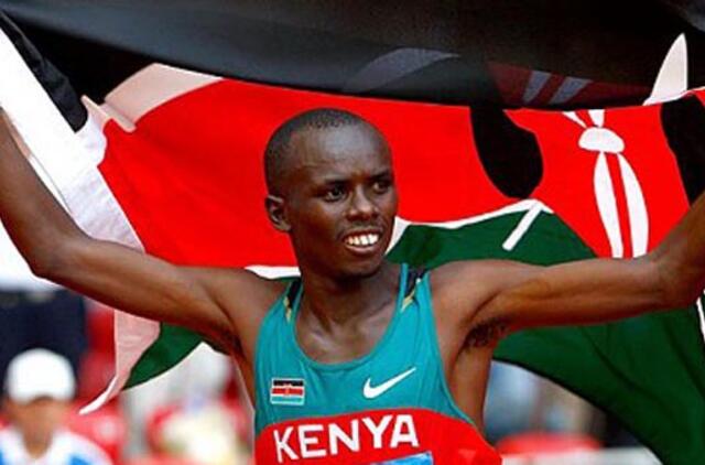 Kenijoje iškritęs iš balkono užsimušė olimpinis maratono čempionas S. Vandžiru