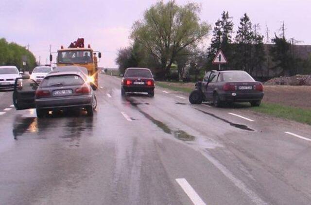 Po kaktomušos - penki sužeistieji