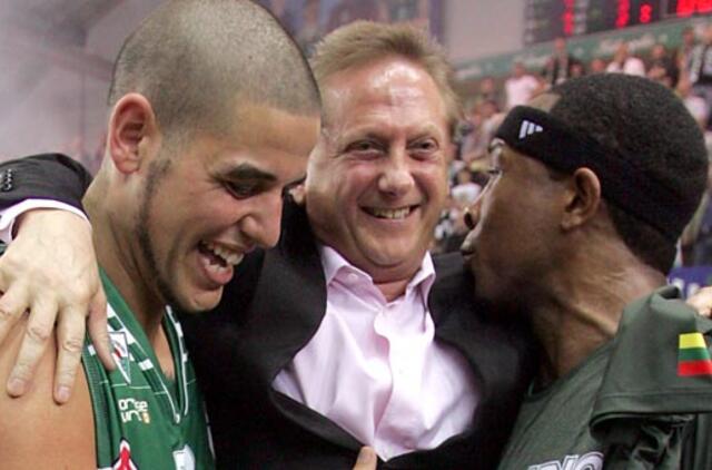 Vladimirą Romanovą tramdys baudomis