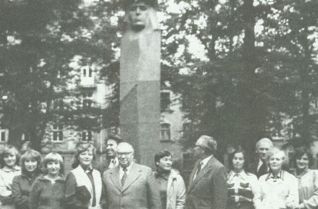 Klaipėdos akvarelės: namai ir žmonės (205)