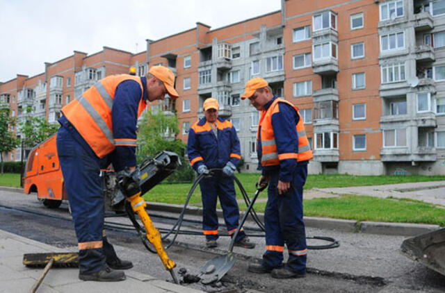 Klaipėdos kiemuose - duobių naikinimo metas