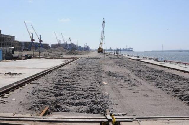 Konkurentai gąsdinami bombomis ir minomis