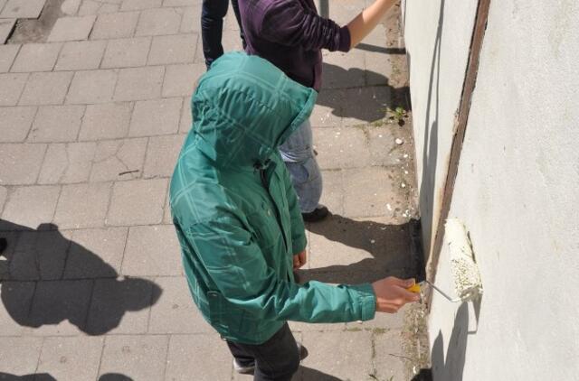 Grafitininkų menui - dvi sienos