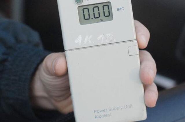 Po naktinę Palangą važinėjo neblaivus patrulis