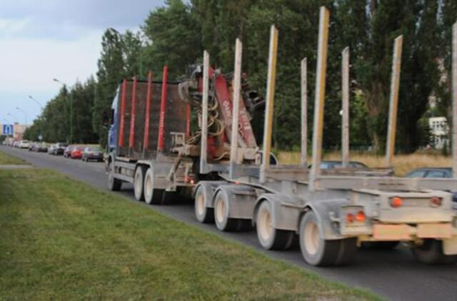 Sunkvežimiai galės būti apmokestinami ir pagal triukšmą bei užterštumą