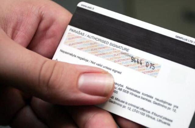 Tyrimas: atsiskaitymas kortele trunka tiek pat kaip grynaisiais