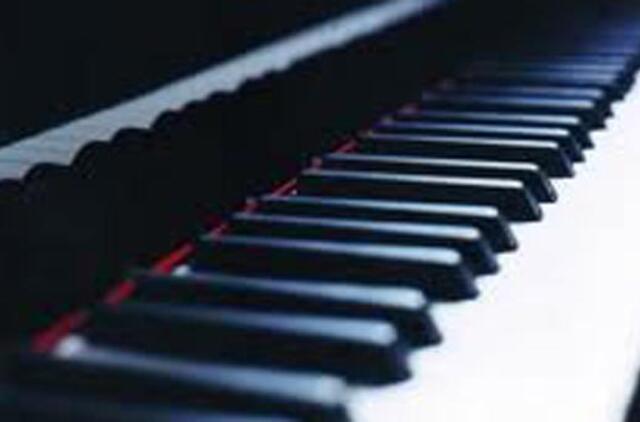 Vagišiai nugvelbė vieną Niujorką puošusių fortepijonų