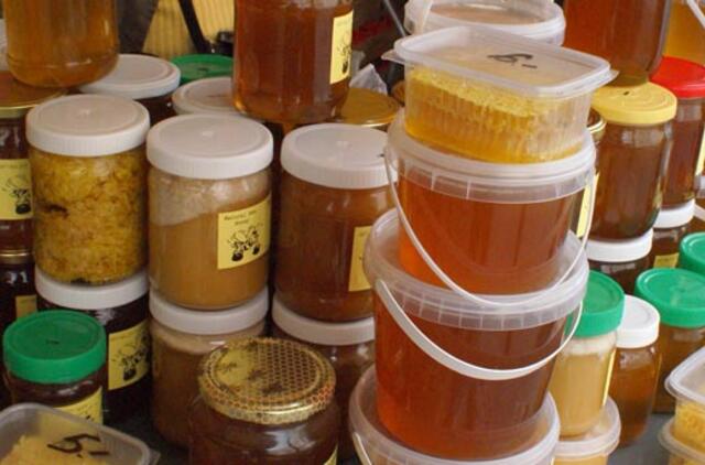 Avilio gėrybės jau džiugina smaližius