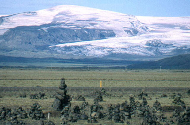 Bunda dar vienas Islandijos ugnikalnis