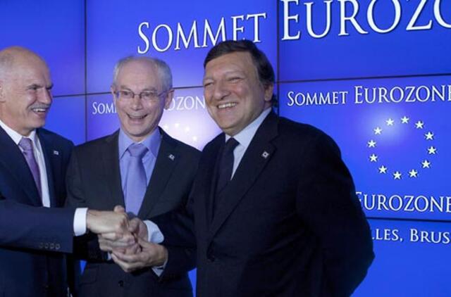 Euro zonos šalių atstovai susitarė gelbėti Graikiją