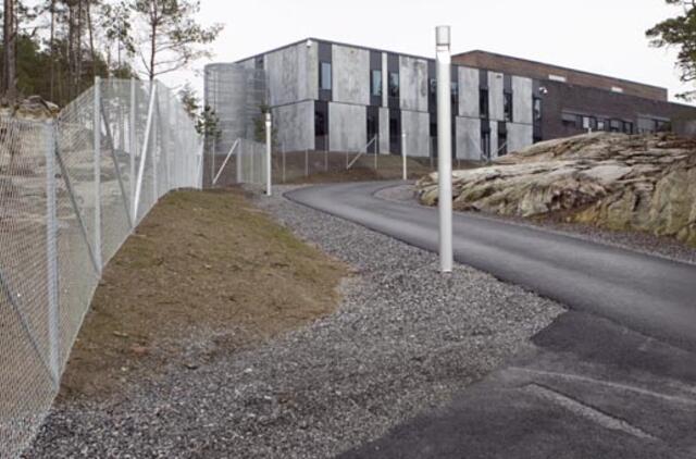 Norvegija: Andersas Behringas Breivikas laikomas kalėjime į vakarus nuo Oslo