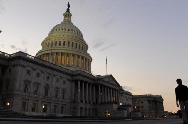 Sprendimas dėl JAV valstybės skolos vėl atidedamas, perspektyvos miglotos