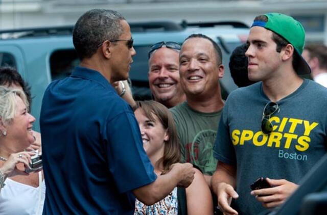 Barako Obamos kritikai užsipuolė jį dėl atostogų