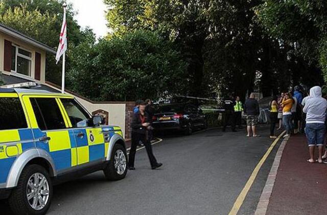 Džersio saloje peiliu mirtinai subadyti šeši žmonės