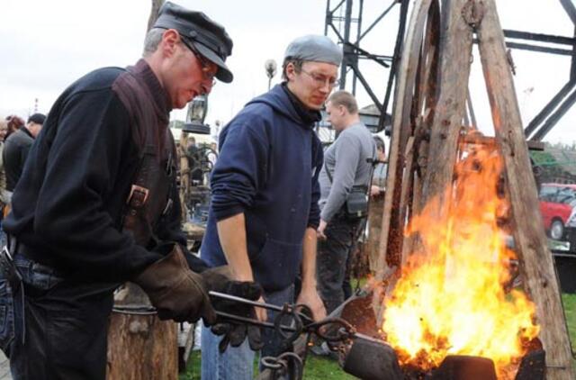 Kalvių plenero rezultatas puoš Klaipėdos piliavietę
