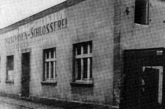 Klaipėdos akvarelės: namai ir žmonės (211)