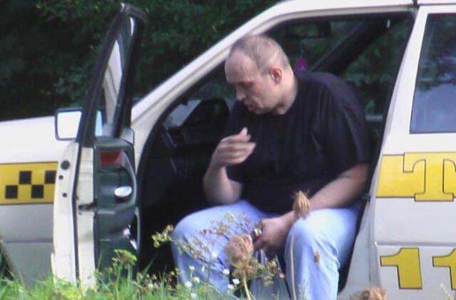 Neblaivus taksistas pakliuvo į policijos rankas