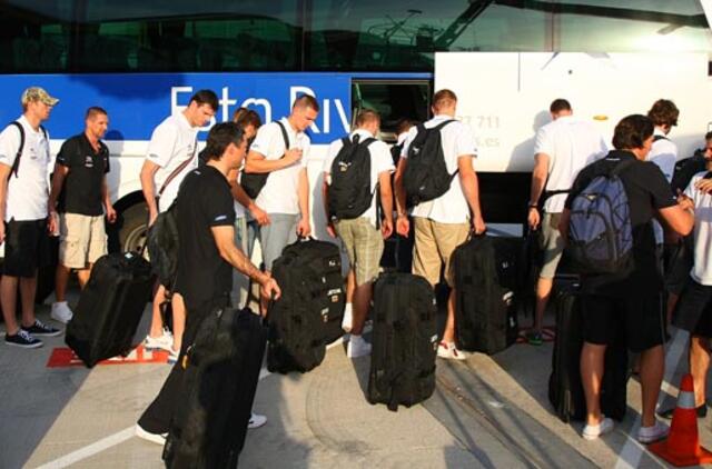 Rinktinės krepšininkai atvyko į Madridą