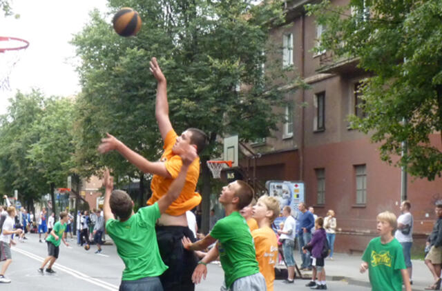 "Time team" krepšinio turnyre - masės dalyvių