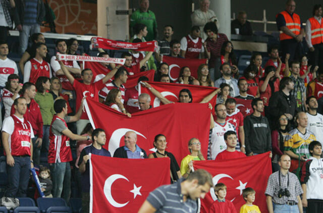 Turkija - Portugalija 79:56