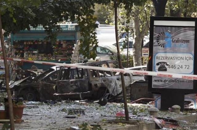 Ankaroje nugriaudėjo sprogimas, žuvo trys žmonės