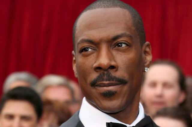 Būsimą "Oskarų" įteikimo ceremoniją ves aktorius Eddie Murphy