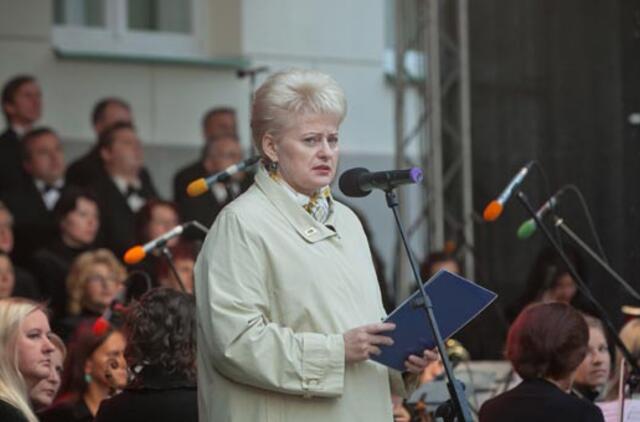 Dalia Grybauskaitė: rinkimuose turi varžytis politikai ir jų idėjos, o ne interesai ir pinigai