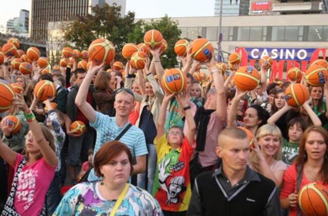 Laukiama kamuolių mušinėjimo rekordo patvirtinimo