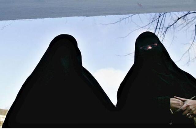 Nyderlandai taip pat uždraus burkas