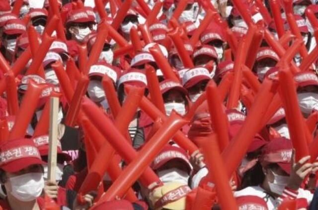 Pietų Korėjos prostitutės reikalauja negriežtinti bausmių už seksualinių paslaugų teikimą