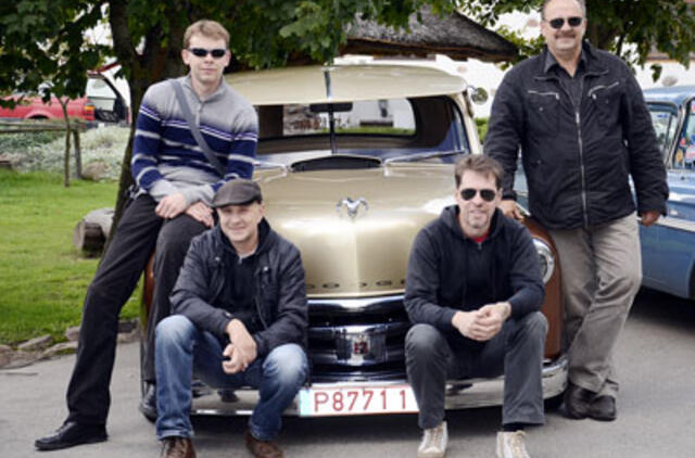 Senoviškų automobilių "kuras“ – gera nuotaika