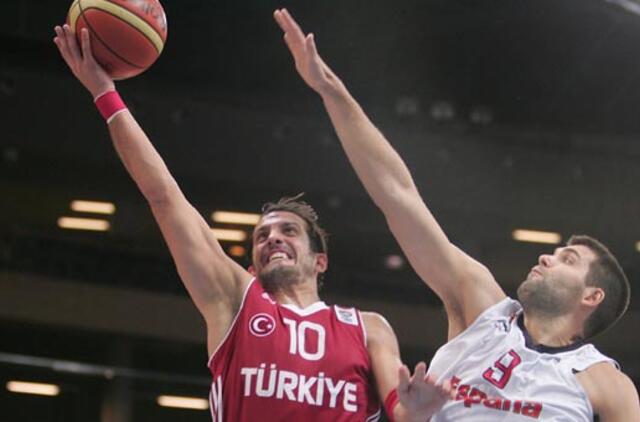 Turkija palaužė Ispaniją 65:57, ketvirtąjį kėlinį ispanai pelnė tik 2 taškus