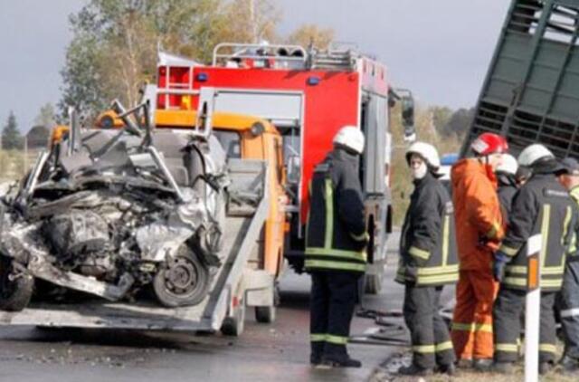 Avarija kelyje pražudė garbaus amžiaus vairuotoją