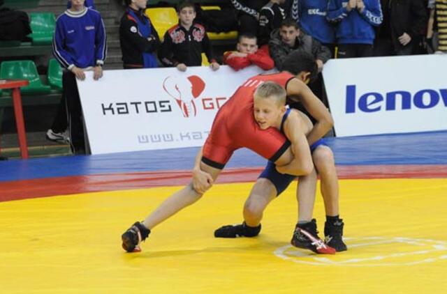 Klaipėdoje varžosi jaunieji imtynininkai