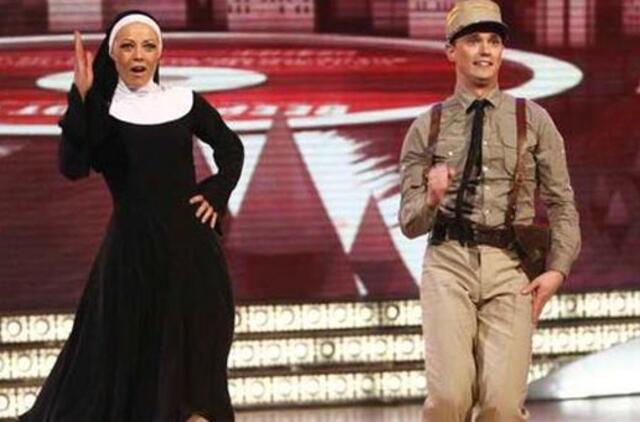 Mia atvyko į šokių transliaciją, bet prašė rašyti žemus balus