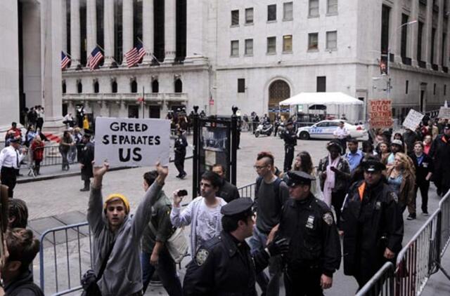 Niujorke suimta apie 70 "Užimk Volstritą" protestuotojų