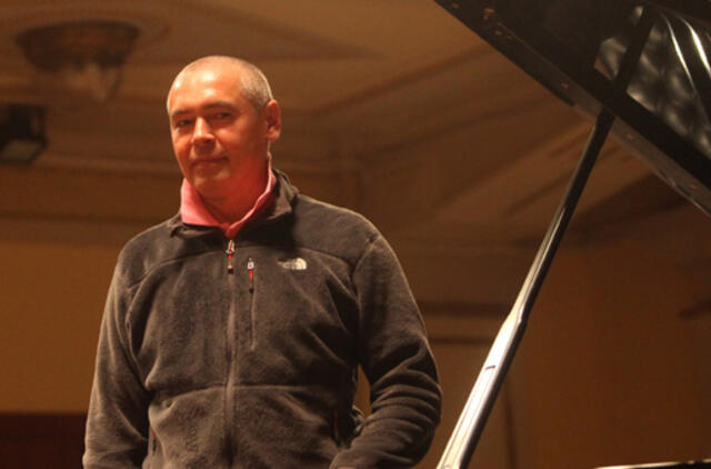 Pianistui Ivui Pogoreličiui Vilniaus publika plojo stovėdama