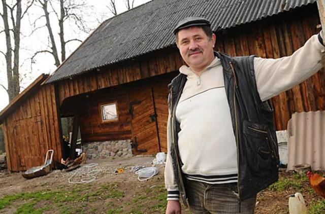 Sodyba, kurioje lankosi stirnos