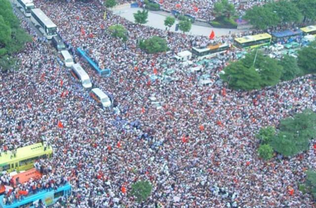 Spalį pasaulio gyventojų skaičius pasieks 7 milijardus