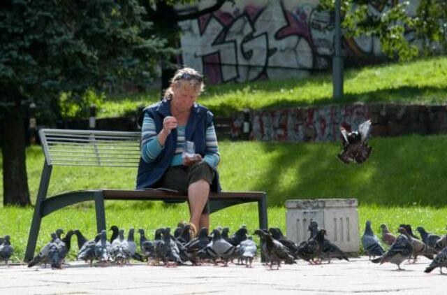 Ar moterims būna vidurio amžiaus krizė?