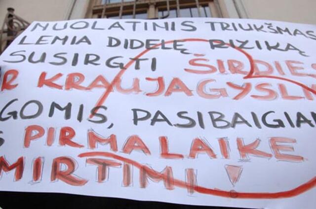 Klaipėdiečių sveikatos priešai - fluoridai ir kietosios daleles